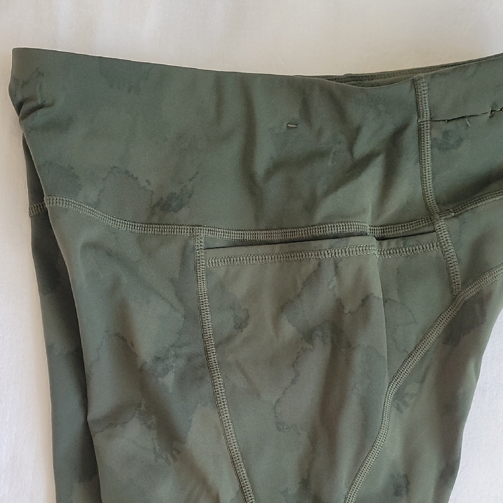 Swety Betty  Green Leggings - Picture 9 of 10